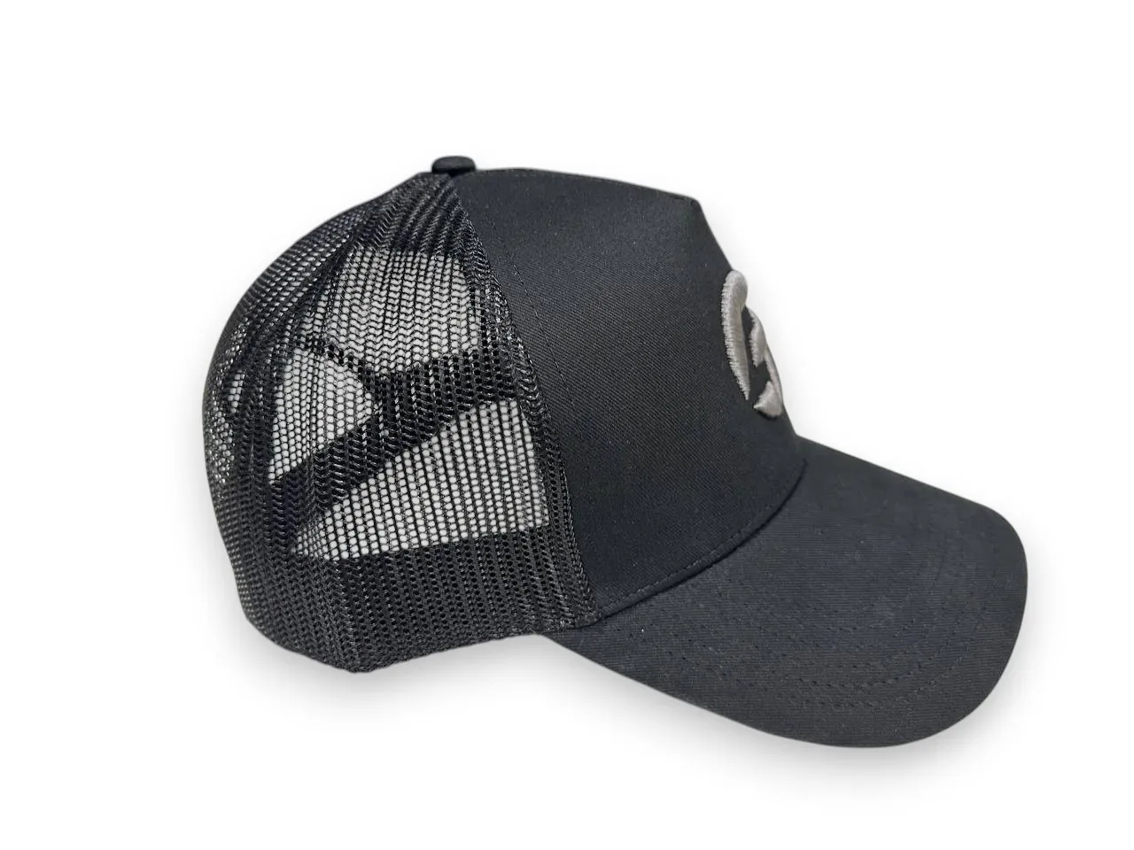 photo_4_2025-04-03_13-43-46-Photoroom