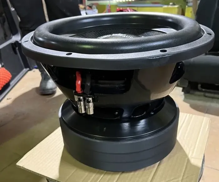 Сабвуфер Kingz Audio TH-15 - фото